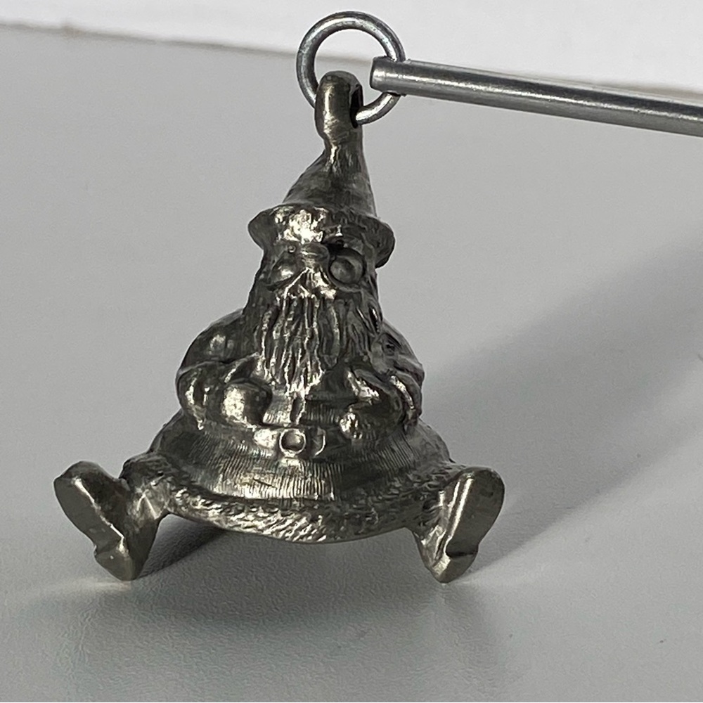Vintage Rawcliffe Pewter Santa Candle Snuffer 1998 EUC Christmas Clause Flame